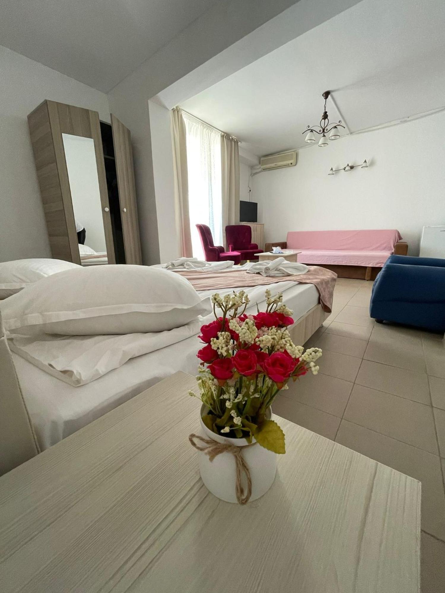 Hotel Iulia Resort Venus Eksteriør bilde