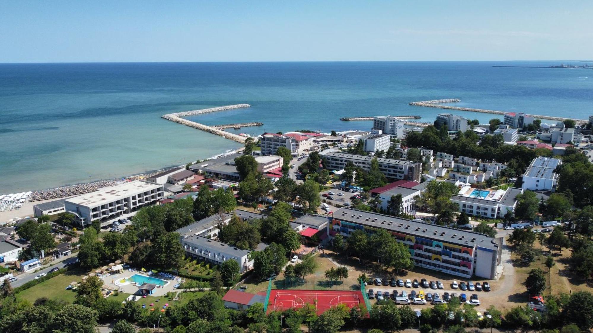 Hotel Iulia Resort Venus Eksteriør bilde